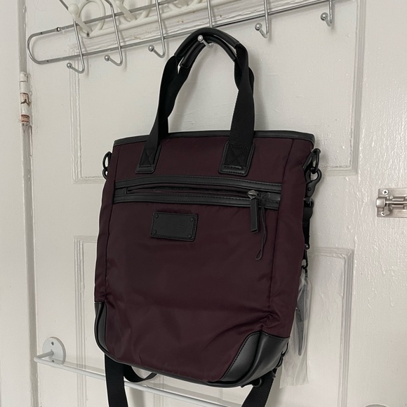 Mini Lily Bag by Lole - Picture 2 of 9